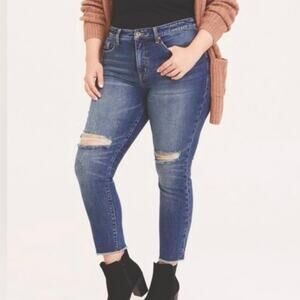 Torrid high rise straight jeans distressed women's plus size 26 curvy blue
